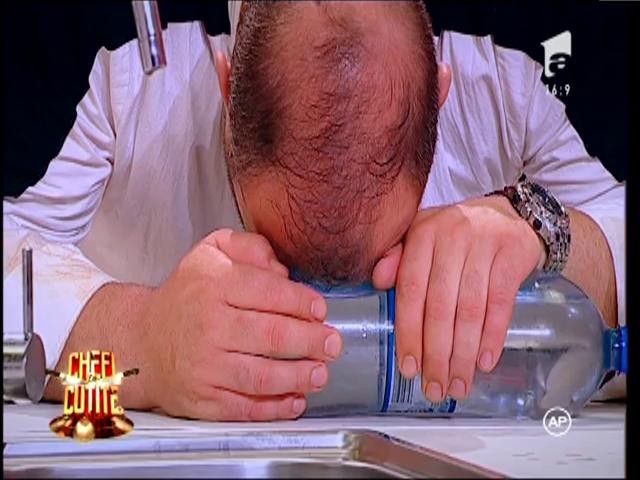Explozie de bucurie &icirc;n echipa roșie după ce au c&acirc;știgat proba