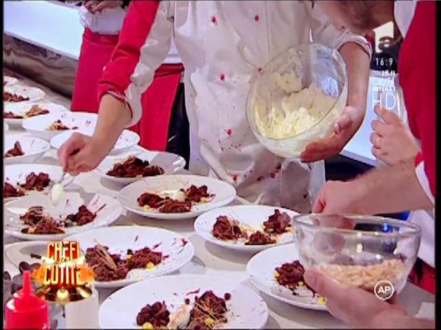 Cristi Voicu şi-a montat desertul &icirc;n frigider