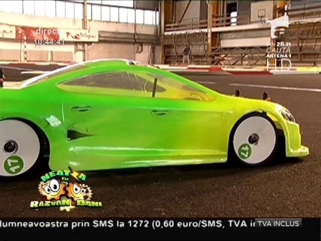&Icirc;ntrecere cu mașini de jucărie