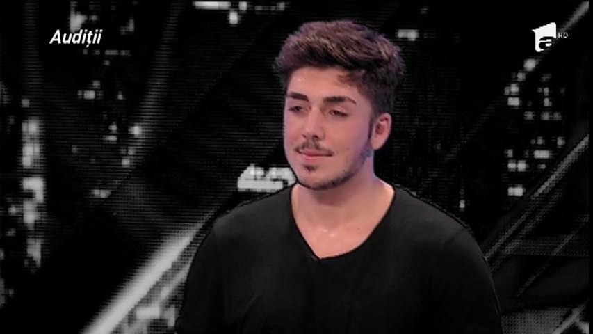 Alex Mladin, emoţii pe scena X Factor!