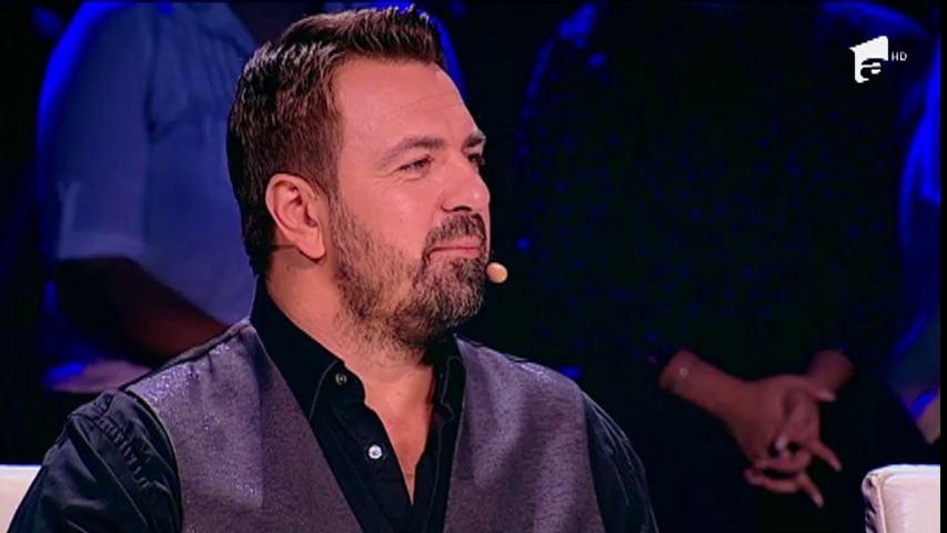 „Am făcut poza de prezentare, toţi goi, în baie”. Răzvan Moldovan  a revenit pe scena X Factor