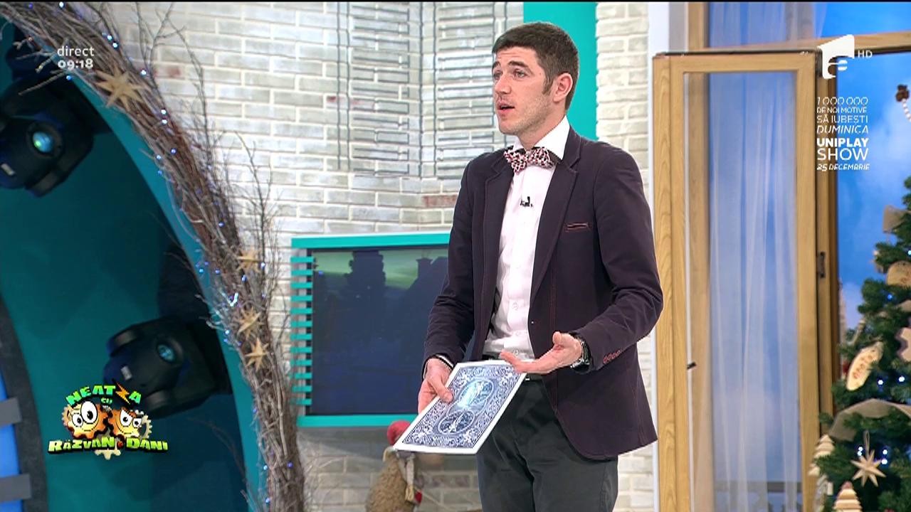 Andrei Andronachi, număr de iluzionism cu cărți de joc