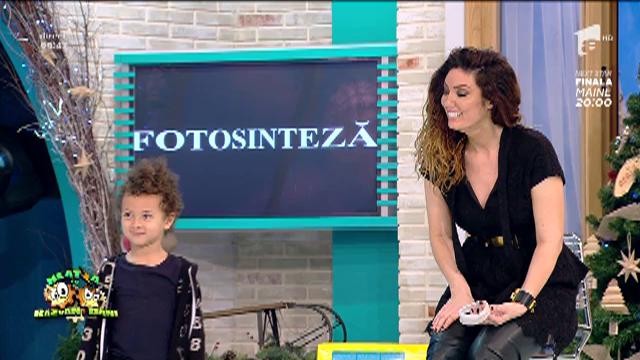 R&acirc;zi cu lacrimi! Ghiceşte cuv&acirc;ntul - Claudia Pavel vs. Răzvan Simion