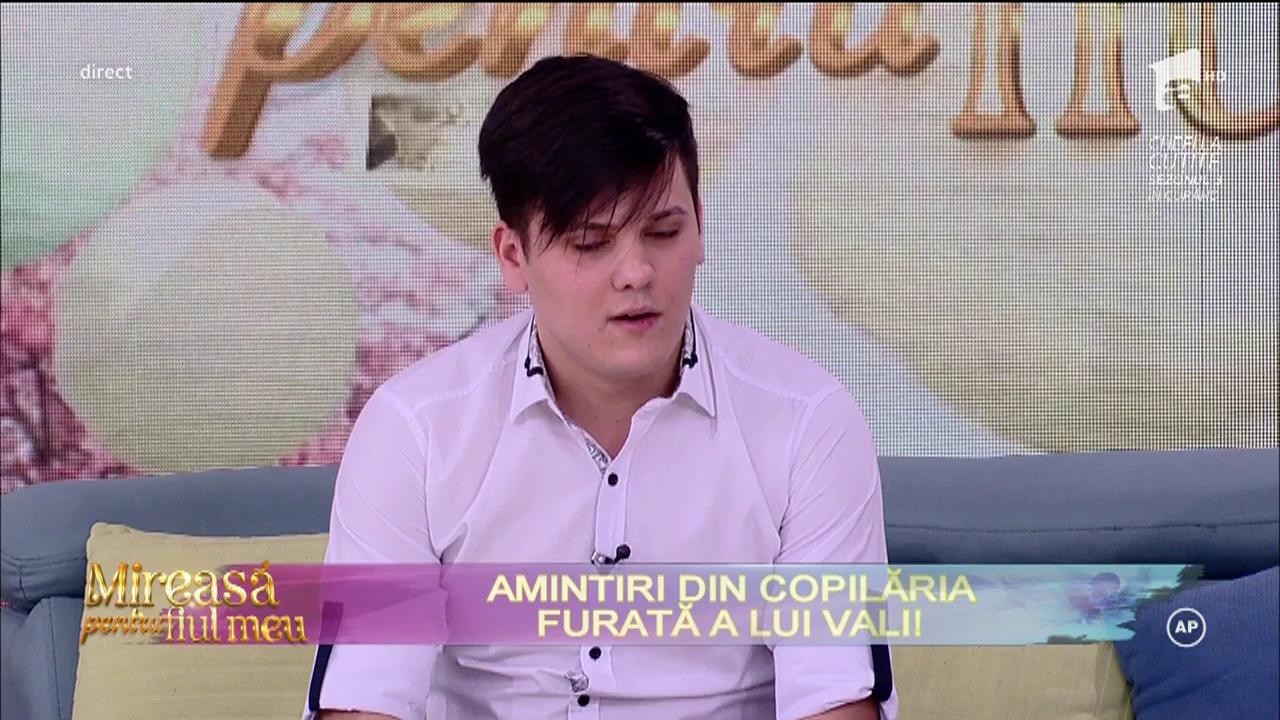 Vali: "Suntem 11 frați! Am fost 13, dar doi au decedat!"