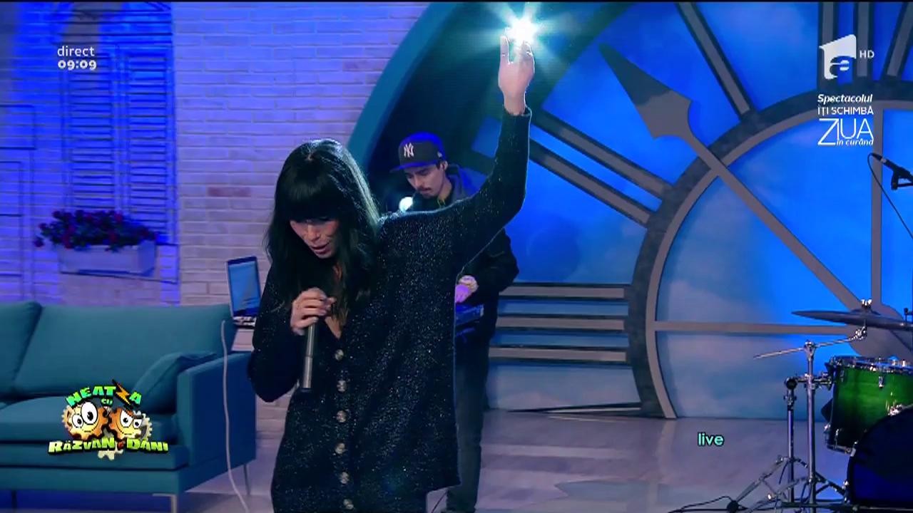 Jazzy Jo - "&Icirc;mi caut bărbatul"