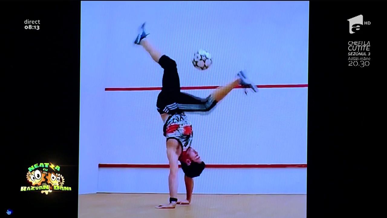 Smiley News: Cum să faci picurele &icirc;n timpi ce stai &icirc;n m&acirc;ini