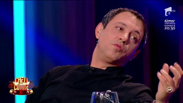 Tic și-a &bdquo;adus&rdquo; stăp&acirc;na la &rdquo;Chefi la cuțite!&rdquo;și s-a lăsat cu explozie de r&acirc;s! Bontea &icirc;ntreabă siderat: &rdquo;A gătit cățelul?&rdquo;