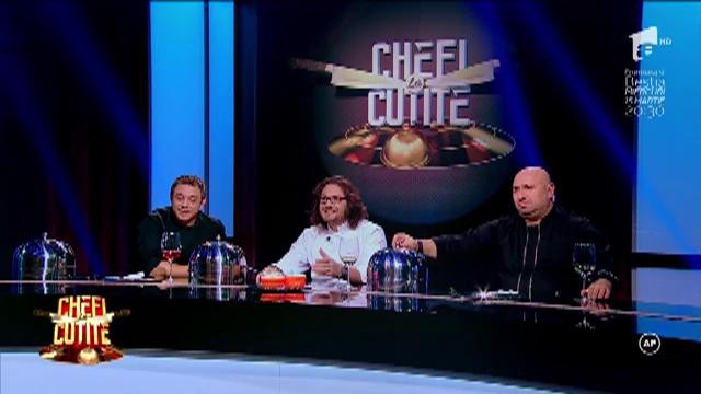 Cei trei chefi au r&acirc;s cu lacrimi c&acirc;nd a apărut Romeo Ivașcu! &bdquo;Sunt Moș Crăciun cu o voce mai pițigăiată așa...&rdquo;