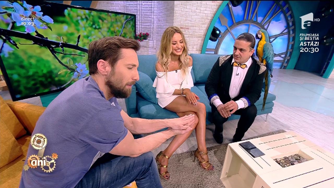 Magie adevărată &icirc;ntre Dani Oţil şi Flavia Mihăşan! Paco Magicianul, demonstraţie de zile mari