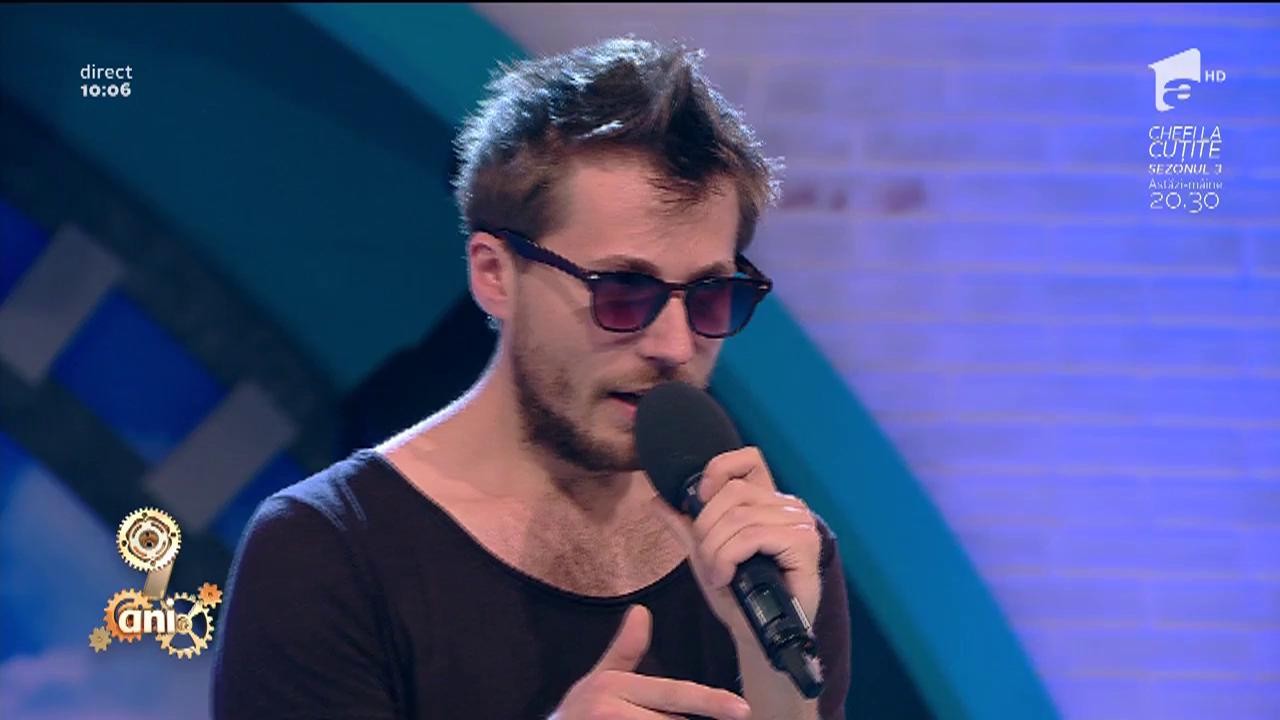 Les Elephants Bizarres - &rdquo;Eu cu tine și cealaltă fată&rdquo;