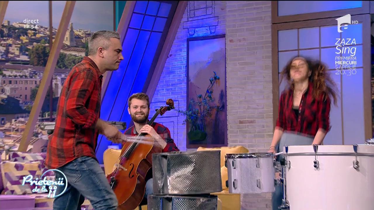 Zoli TOTH Project - "Leapșa"