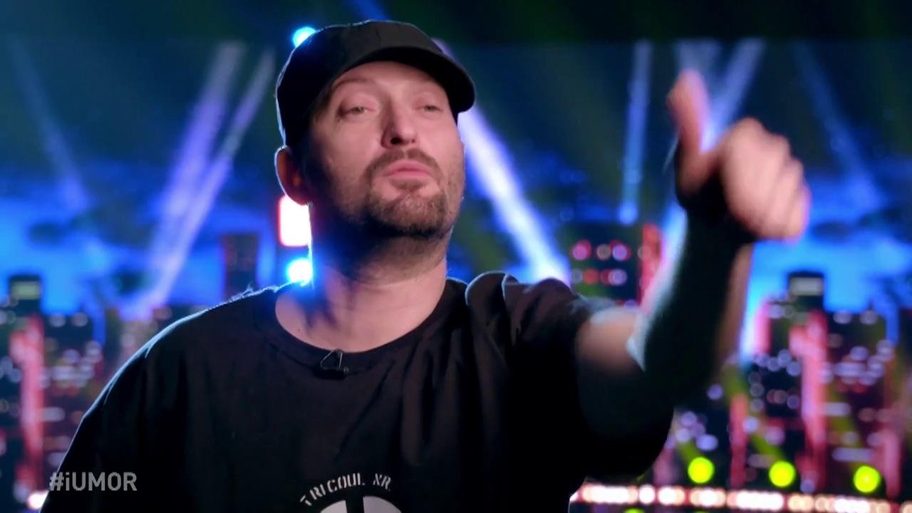 Cheloo &icirc;și dorește să devină artist internațional. Juratul este &icirc;n căutare de un nou nume de scenă