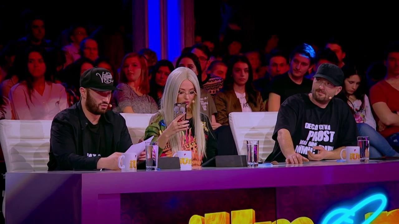 Mihai Bendeac imită glasul unui preot: "Fie ca primul concurent de pe scenă să se ridice la un nivel internațional"