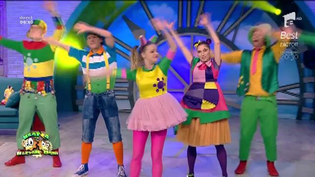 Nebunie &icirc;n platoul Neatza! Gaşcă Zurli - Iubeşte-mă mamă, iubeşte-mă tată