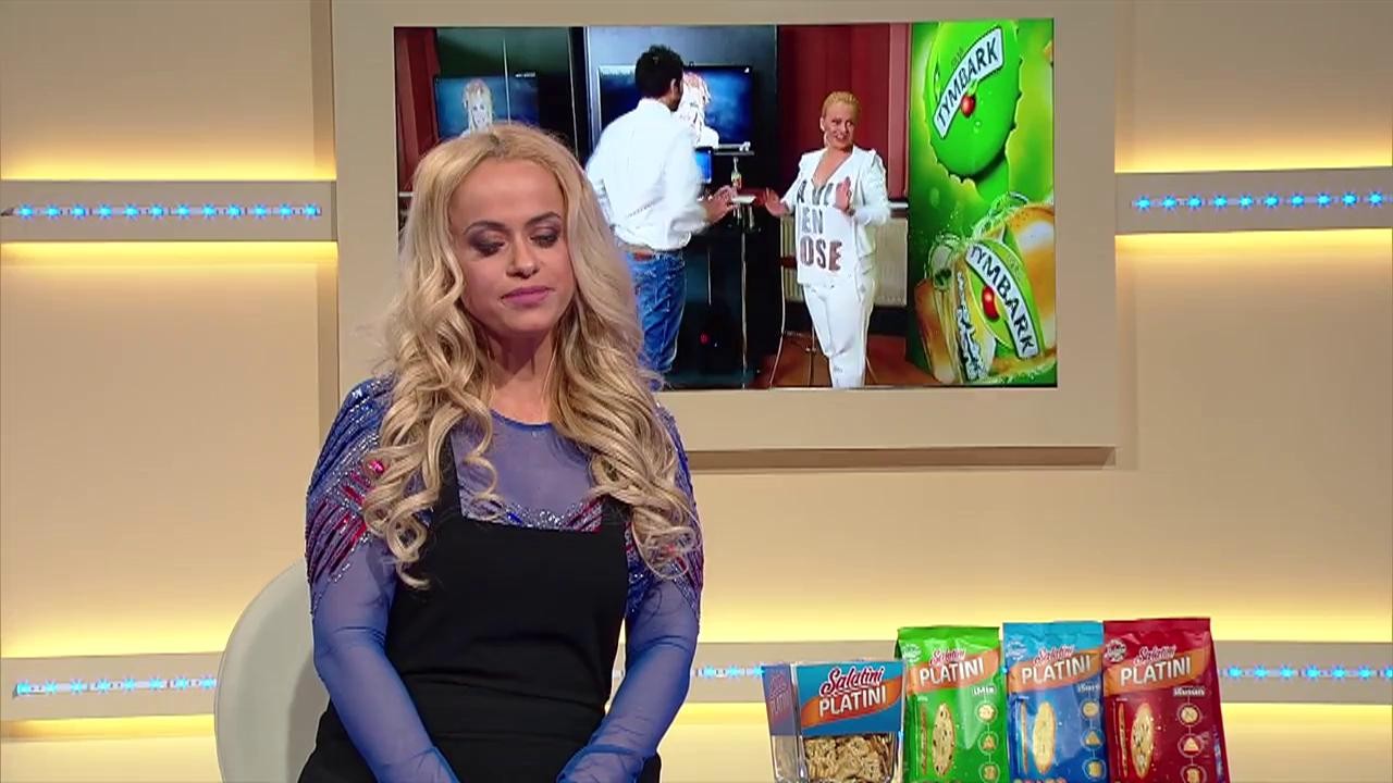 Culise: Anda Adam se pregăteşte să devină Dolly Parton