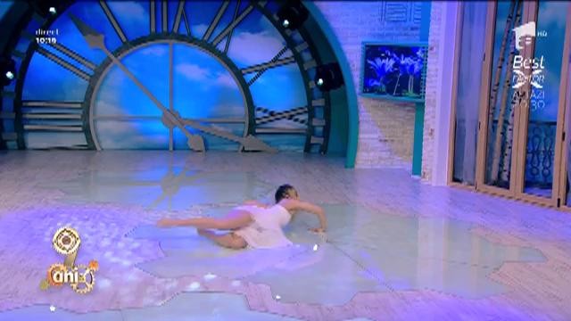 Unul dintre cele mai hot dansuri! Alina Radu, mișcări amețitoare