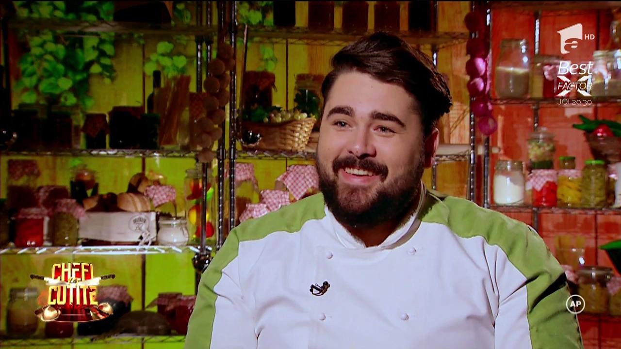 Regulile nu sunt pentru toți! Sorin Bontea pune m&acirc;na pe aluat, iar colegii săi &icirc;i reproșează: "Vreau să te descalificăm"