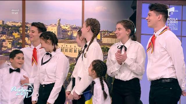 Şoimi ai patriei, pionieri şi utecişti. Trouble Crew, dans și distracție la Prietenii de la 11