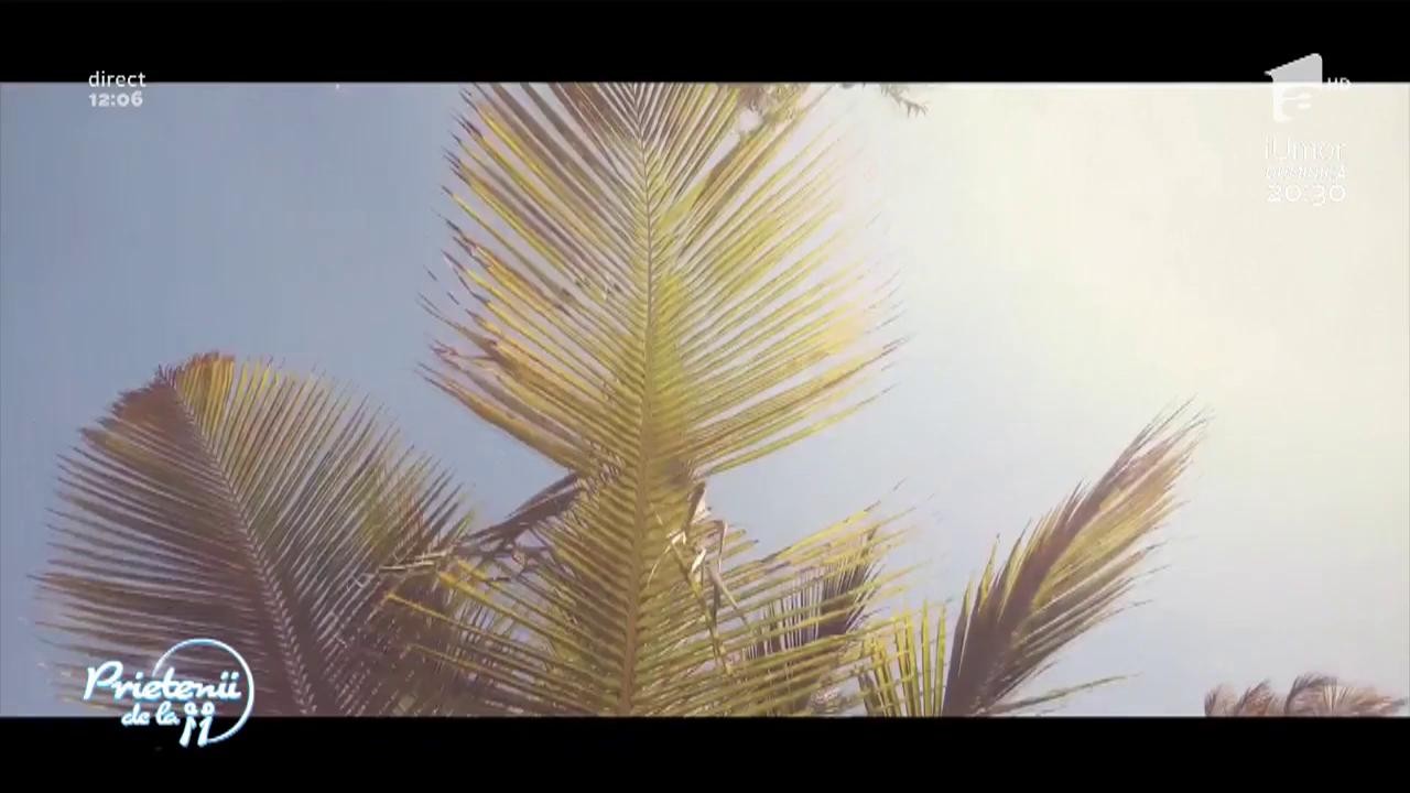 Summer is here! Anna Lesko - "Sola En la Playa"