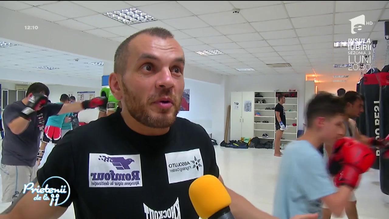 Ionuţ "Pitbull" Atodiresei, interviu exclusiv la Prietenii de la 11: "Pe unii i-am bătut de frică la începuturile mele ca luptător!"