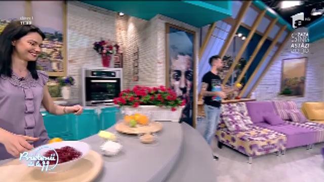 Pariu &icirc;ntre Florin Ristei şi Diana Munteanu! Cine nu nimereşte coşul măn&acirc;ncă o lăm&acirc;ie cu tot cu coajă