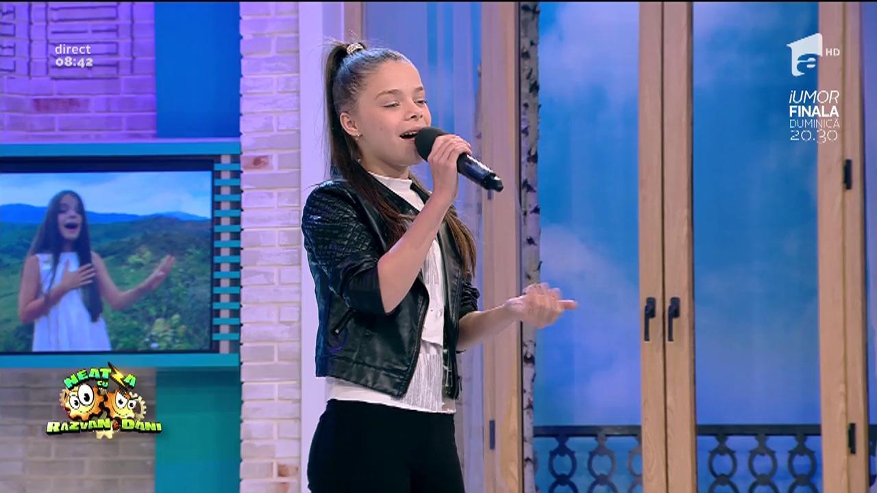 Daria Ștefan - &rdquo;Chain the world&rdquo;