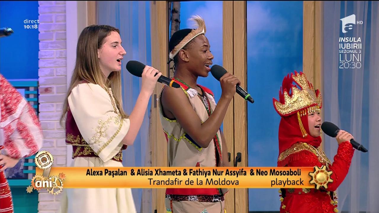 Surprinzător. Patru copii, din Rom&acirc;nia, Albania, Indonezia și Africa de Sud, c&acirc;ntă melodia &rdquo;Trandafir de la Moldova&rdquo;!