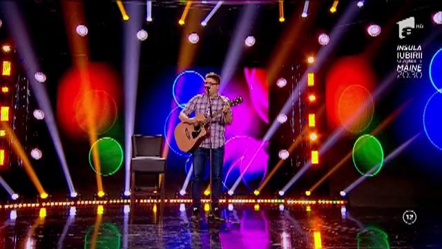 Marea finală &bdquo;iUmor&rdquo;! Albert Cremene, stand up comedy de senzaţie