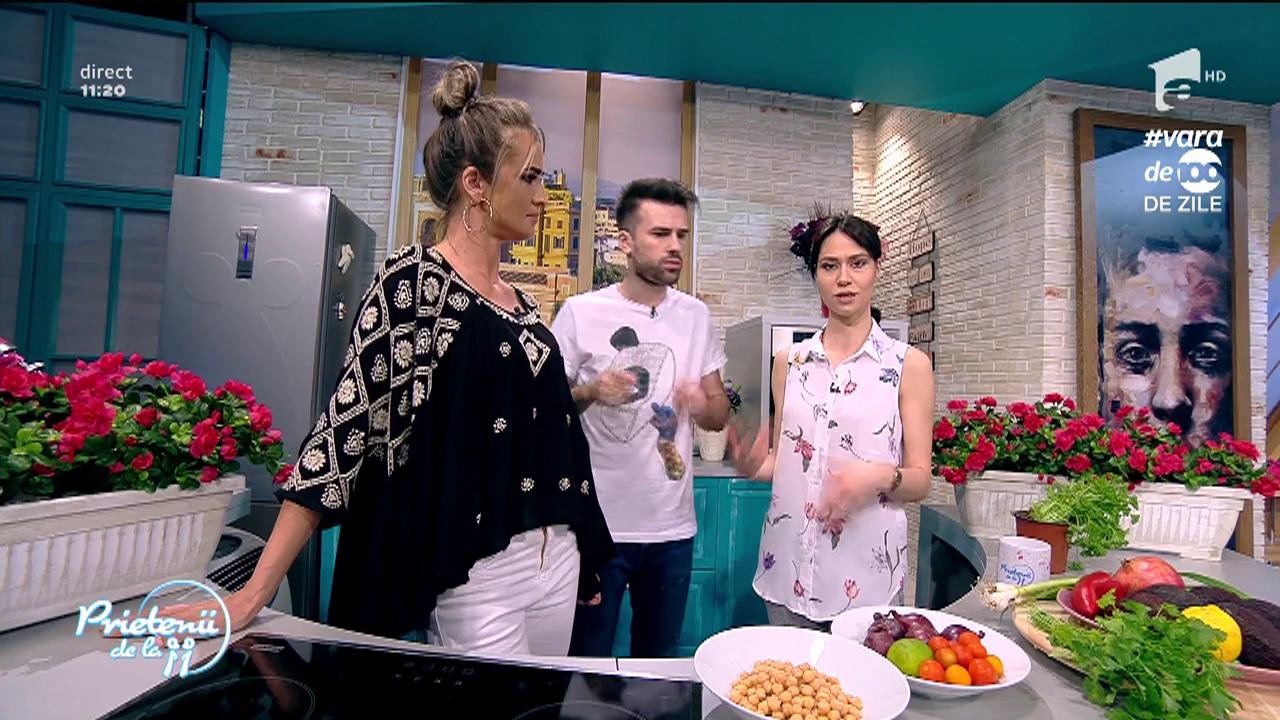 O minunăție de salată cu năut, avocado şi brânză feta! Andreea Moldovan te învață cum s-o faci!