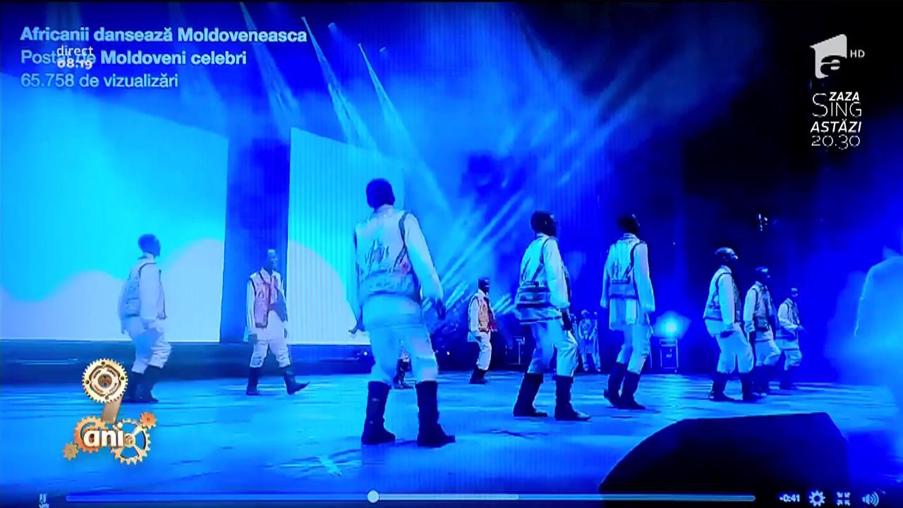 Smiley News: Africanii &icirc;nvață să danseze pe muzică moldovenească!