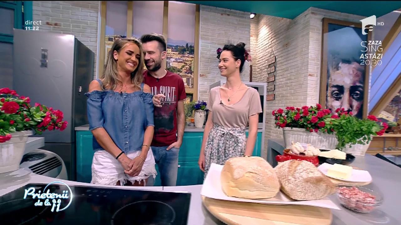 Andreea Moldovan găteşte "P&acirc;ine gratinată"