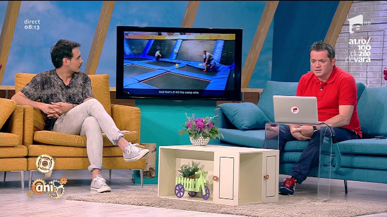 Smiley News: "Raţele şi v&acirc;nătorii", &icirc;n varianta modernă