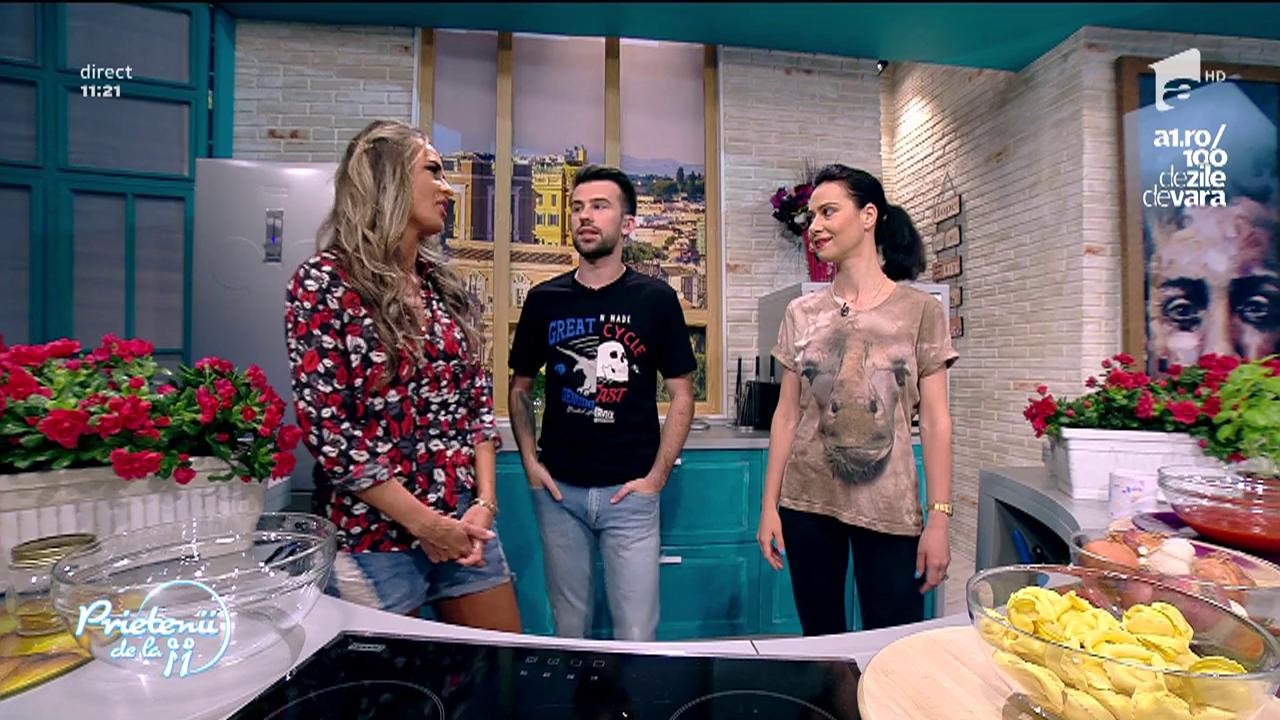 Andreea Moldovan găteşte o "Supă cu tortellini"