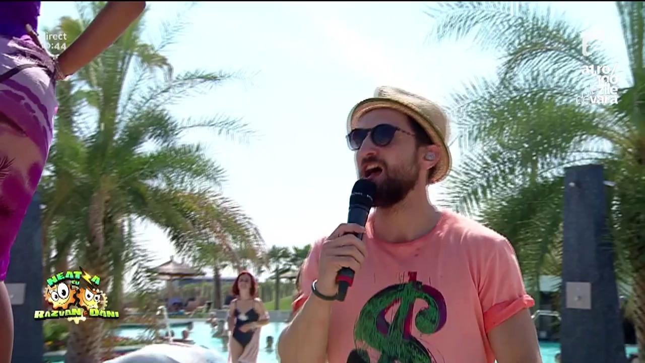Bătaie cu baloane pline cu apă! Uite c&acirc;t de bine s-au distrat Pepe și Răzvan