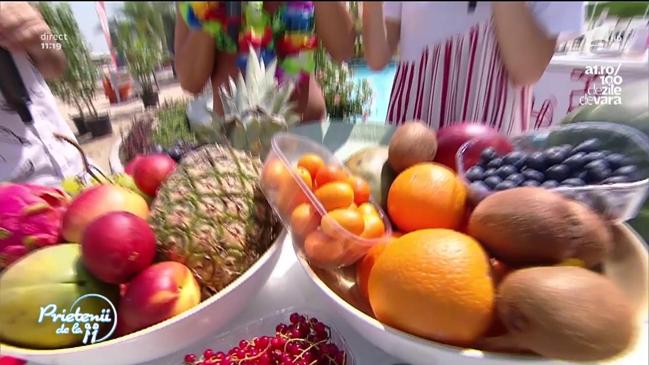 Andreea Moldovan gătește "Salată hawaiană"