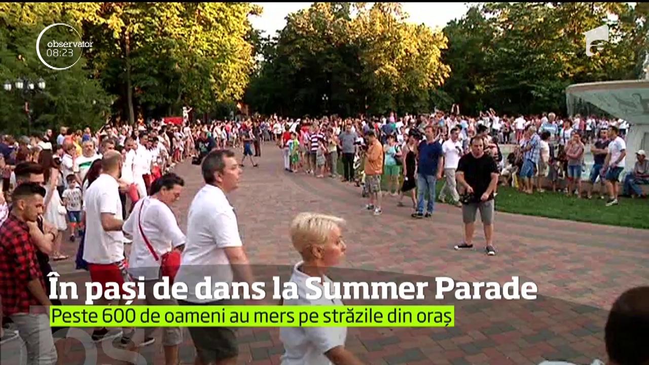 Gălăţenii au participat în paşi de dans la prima ediţie a Summer Parade