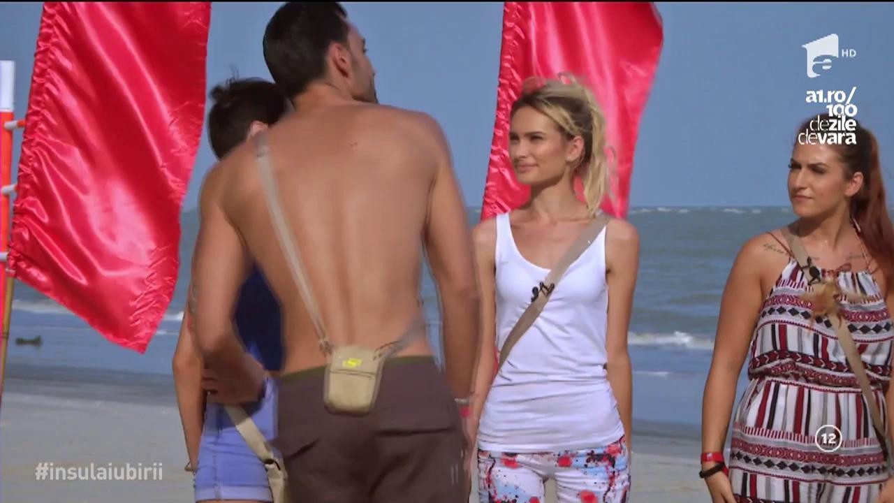 Fetelor nu le vine să creadă! Două dintre ispitele masculine de la &ldquo;Insula Iubirii&rdquo; au părăsit Thailanda