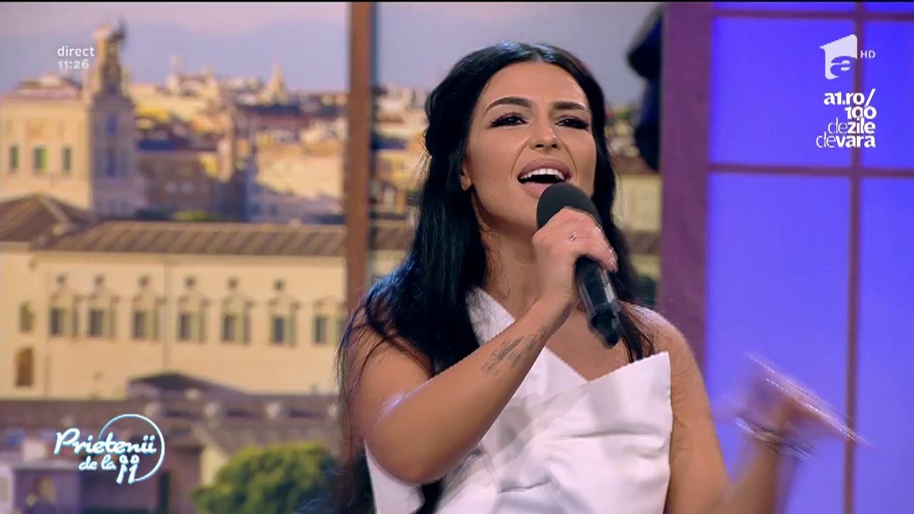 Francisca, fostă concurentă la X Factor, se bate ”cu pumnii în piept”, la Prietenii de la 11. De la muzică, la Kombat și înapoi la muzică