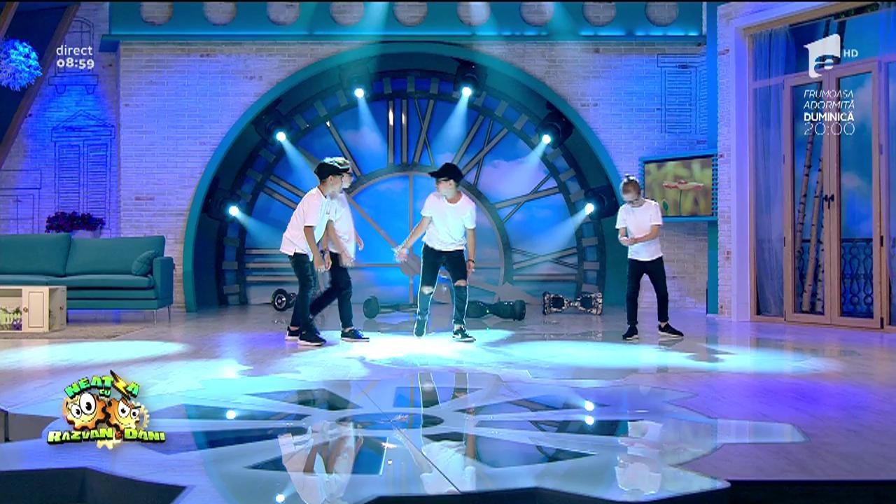 Brothers Crew, dans demențial