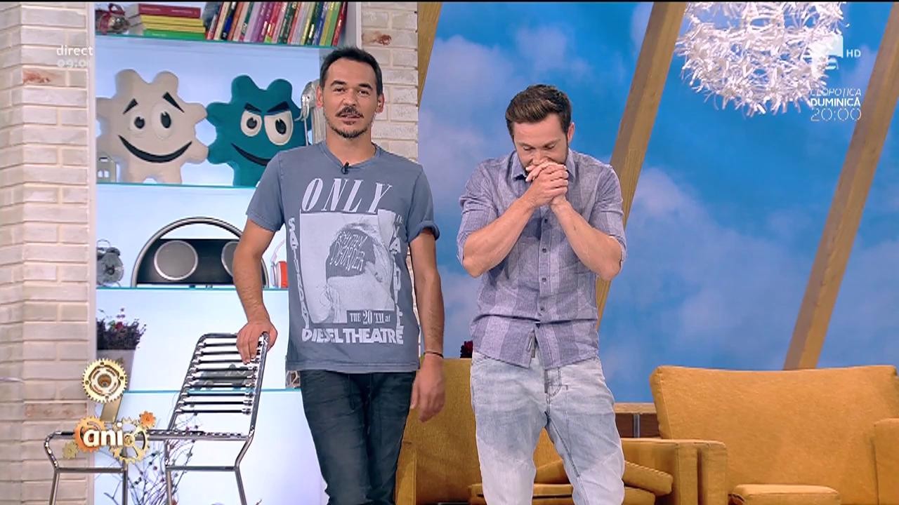 R&acirc;zi cu lacrimi! Răzvan Simion şi Dani Oţil, după un masaj intens