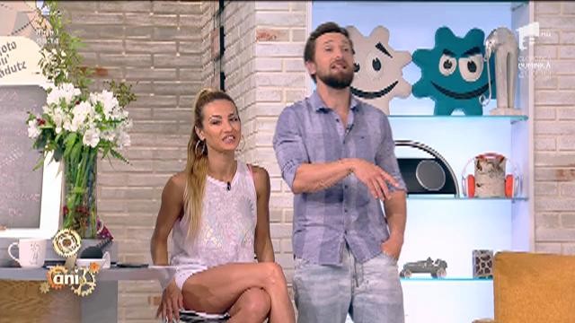 Nebunie &icirc;n platoul Neatza! Dani Oţil a ajuns la 500.000 de fani pe FACEBOOK!