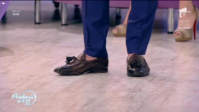 Ţinute de ceremonie pentru evenimente desfăşurate &icirc;n locaţii nonconformiste