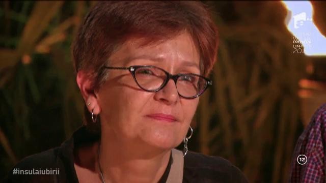 Părinții lui Dee Dee află că fata lor a luat medicamente &icirc;n combinație cu alcoolul