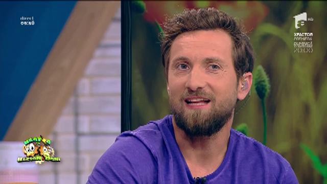 Dani Oțil: &rdquo;Am fost cazat la un hotel unde au fost două nunți deodată. &Icirc;mi miroseau toate hainele a sarmale&rdquo;