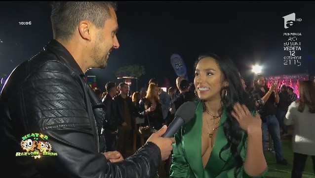 Ce apariţie! Ruby, decolteu generos la Media Music Awards