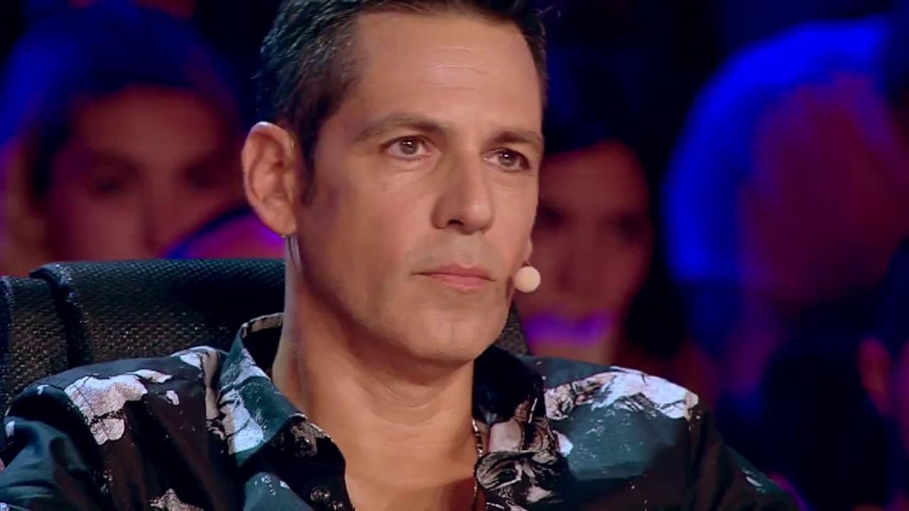 Frumuseţea nu te ajută întotdeauna la X Factor dacă nu ai voce!