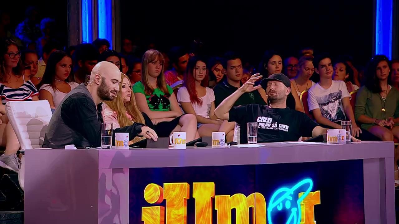 Cheloo și-a găsit sosia. Este roșcat, are părul lung și ochi albastri: &rdquo;Suntem la fel frate. La fel de nesimțiți, la fel de emotivi. Și eu am avut părul lung, chiar ondulat&rdquo;