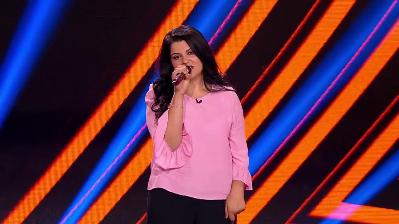 State Ioana, stand up comedy: Vreau sa o salut pe mama