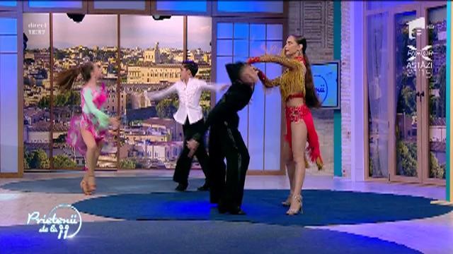 Clubul Generația 9, demonstrație de rumba la "Prietenii de la 11"