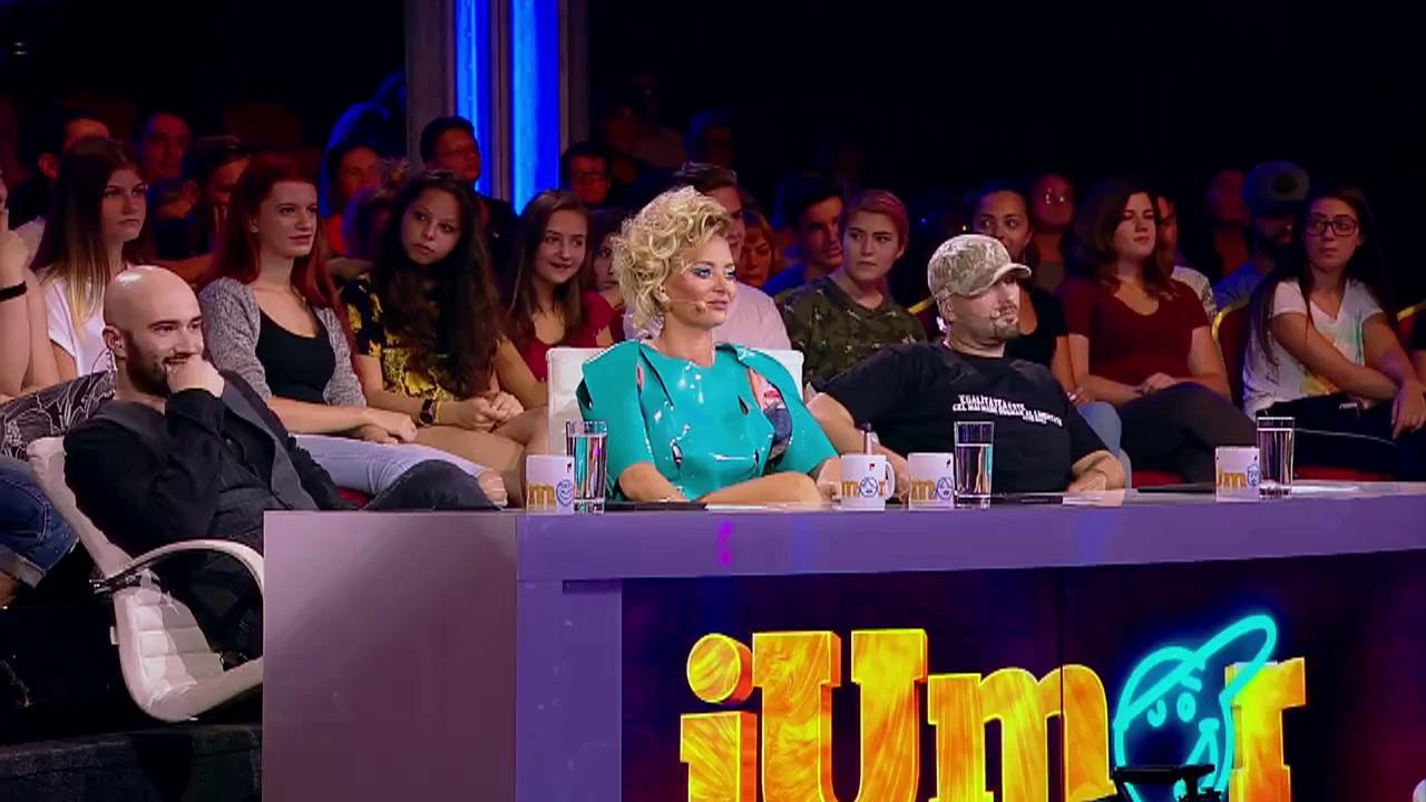 Paul Lungu, magie şi comedie - ghiceşte plicul cu bani